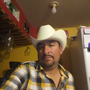 Meet your Posher, Raul